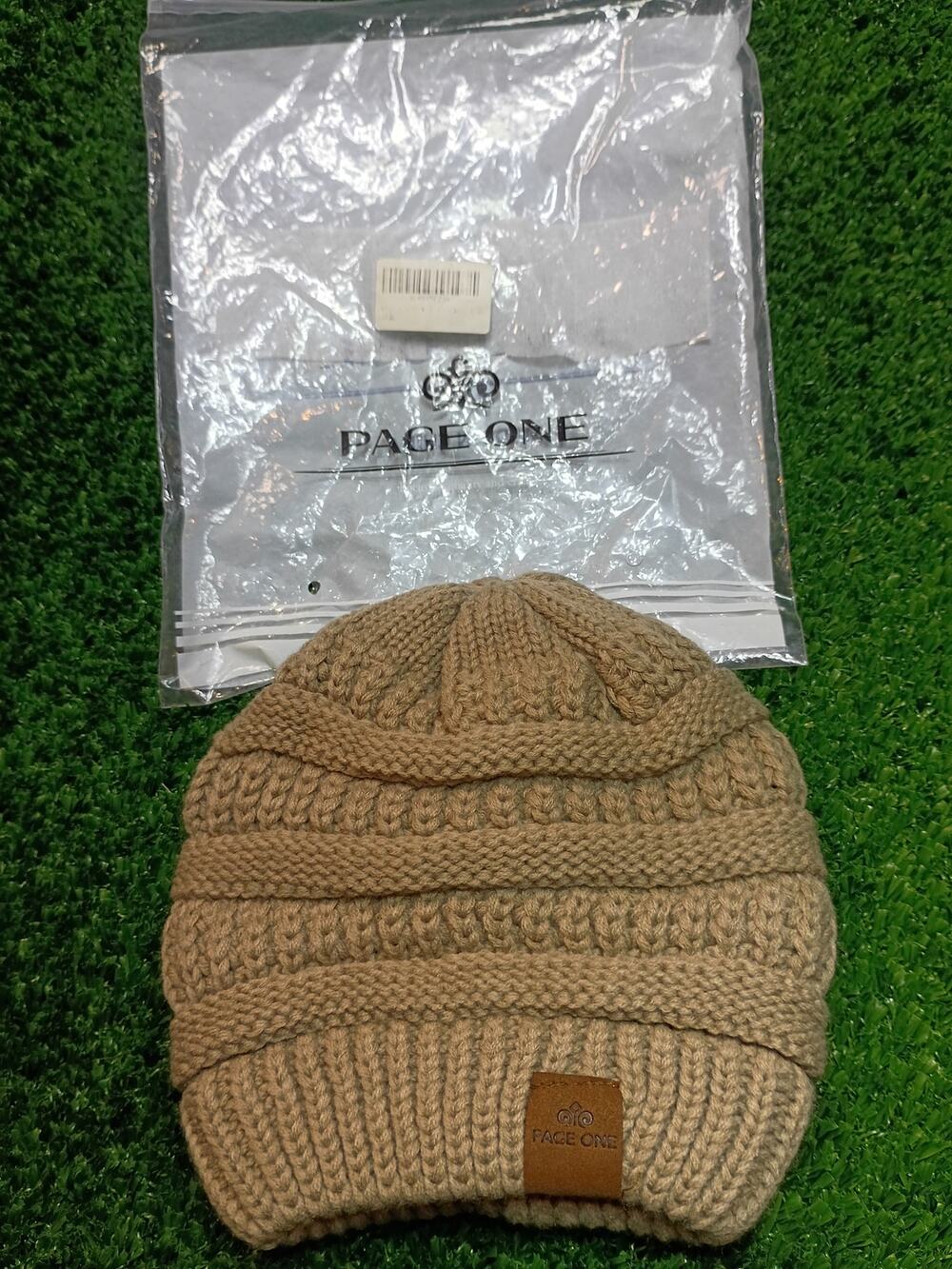 Cozy Page One Cable Knit Beanie Hat - Stylish Camel Shade